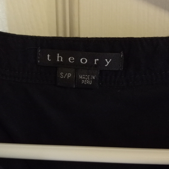 Theory Ruffle Cap Sleeve Button Top - Picture 3 of 7